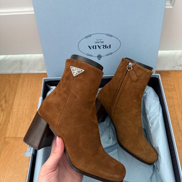 NWTPrada Ankle Boots In Sigaro Brown Suede Leather Block Heels - Picture 5 of 11